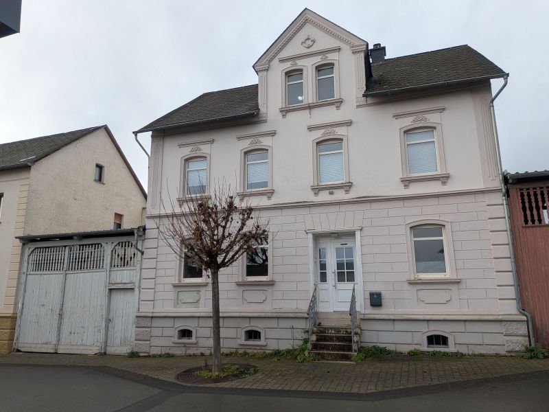 Datei:Rathaus Fahlerstraße 2025.jpg